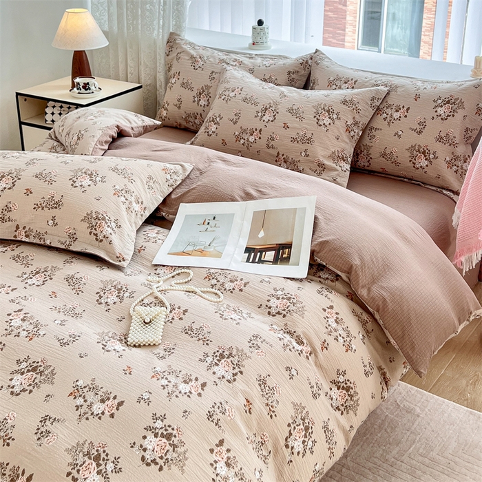 91家纺网 家纺一手货源 找家纺 麦田家纺 2025新款A类云感木棉皱皱双层纱印花四件套 简意