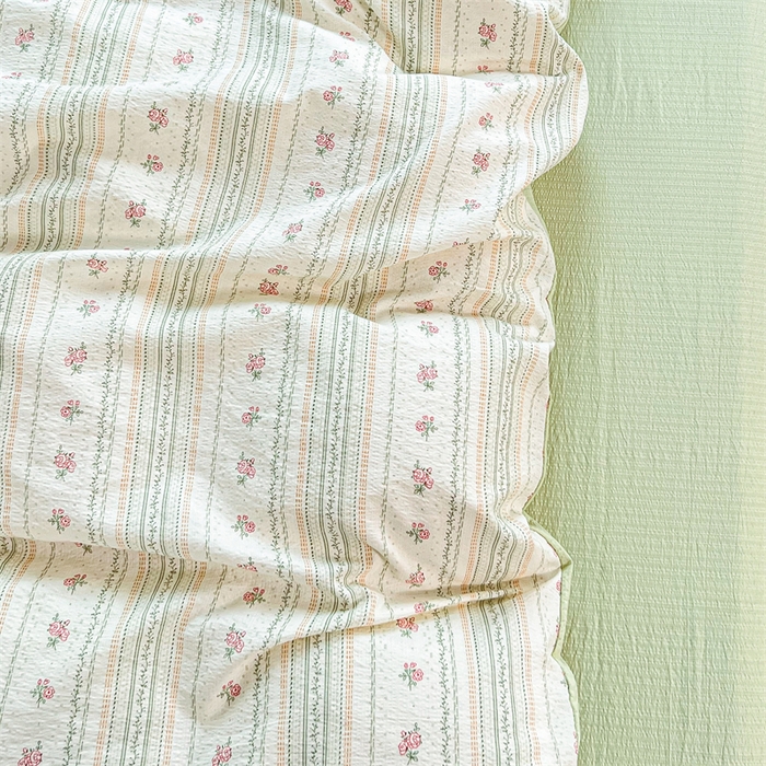 91家纺网 家纺一手货源 找家纺 麦田家纺 2025新款A类云感木棉皱皱双层纱印花四件套 花颜