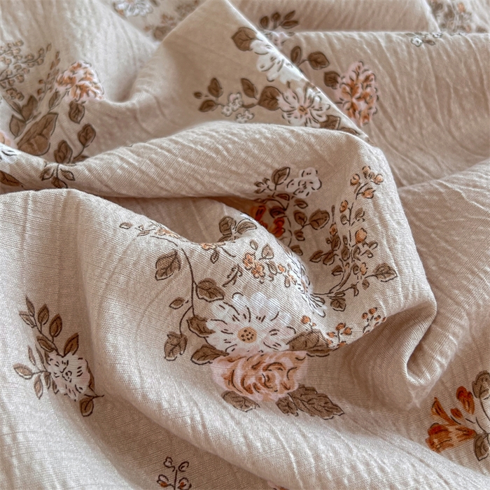 91家纺网 家纺一手货源 找家纺 麦田家纺 2025新款A类云感木棉皱皱双层纱印花四件套 简意