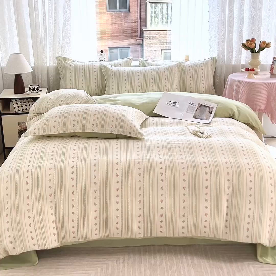 91家纺网 家纺一手货源 找家纺 麦田家纺 2025新款A类云感木棉皱皱双层纱印花四件套 花颜