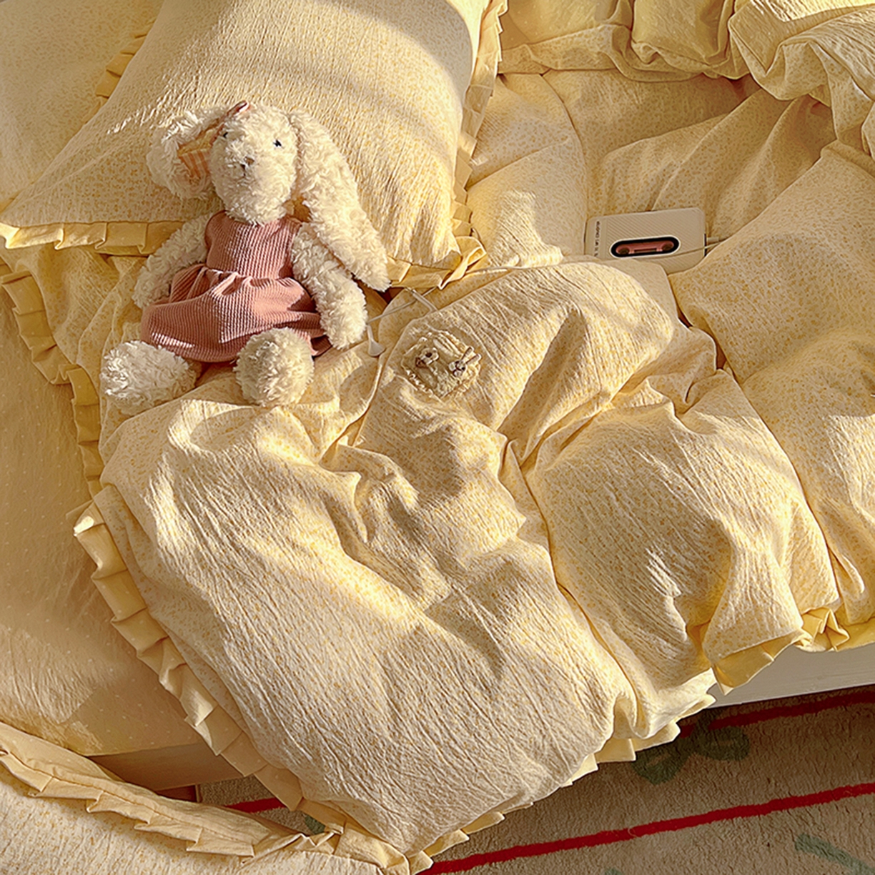 91家纺网 家纺一手货源 找家纺 （总）春光里 2025新款高克重皱皱纱学生床三件套