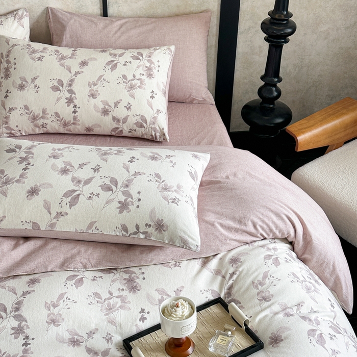 91家纺网 家纺一手货源 找家纺 麦田家纺 2025新款A类棉麻四件套系列 花间意境-红