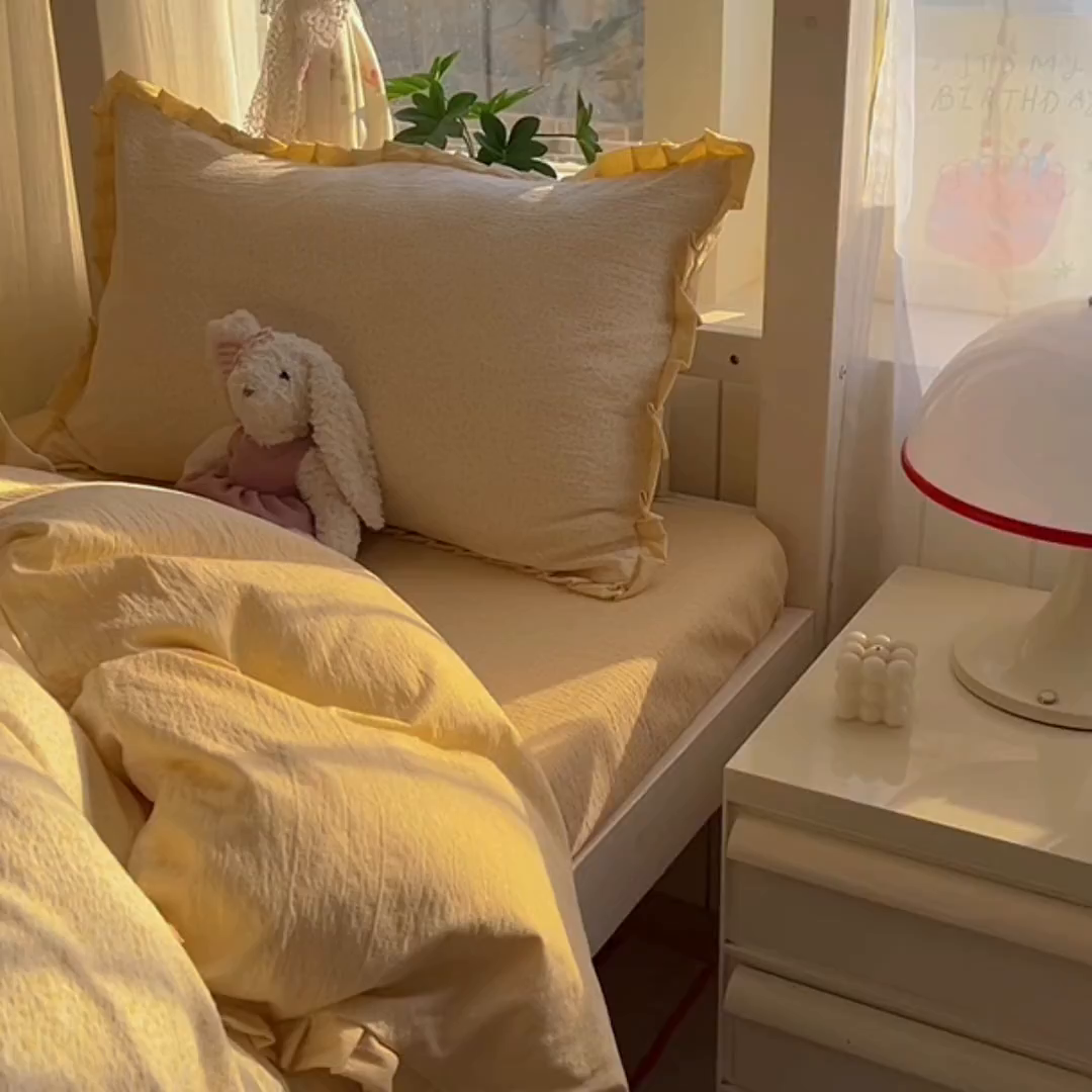 91家纺网 家纺一手货源 找家纺 春光里 2025新款高克重皱皱纱学生床三件套 灿灿