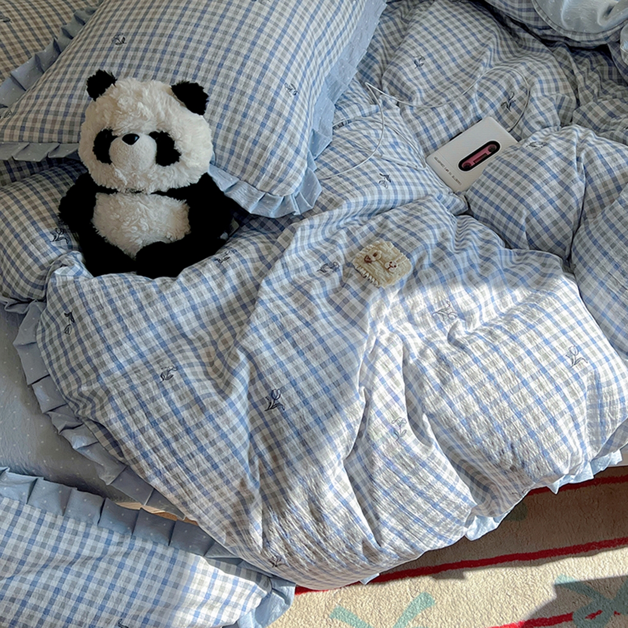 91家纺网 家纺一手货源 找家纺 春光里 2025新款高克重皱皱纱学生床三件套 海盐格