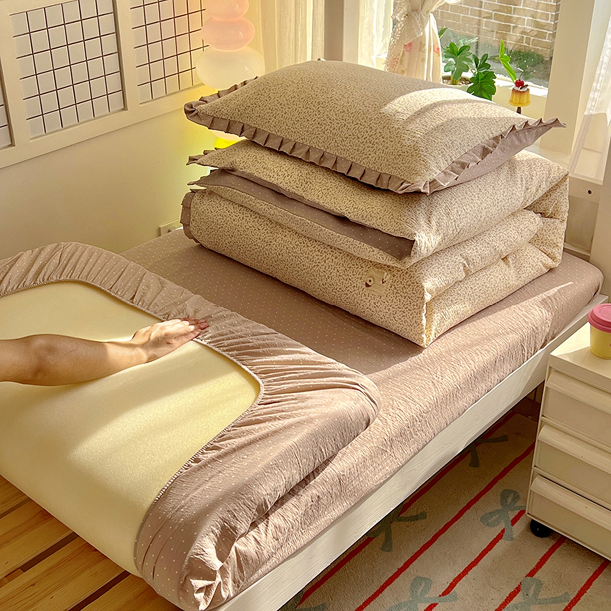 91家纺网 家纺一手货源 找家纺 春光里 2025新款高克重皱皱纱学生床三件套 秋色