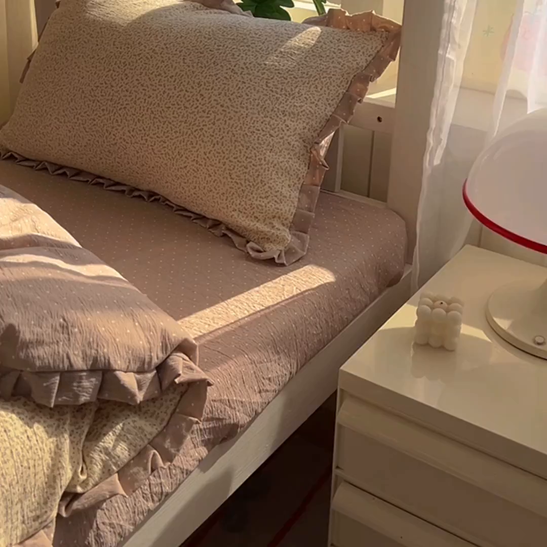 91家纺网 家纺一手货源 找家纺 春光里 2025新款高克重皱皱纱学生床三件套 秋色