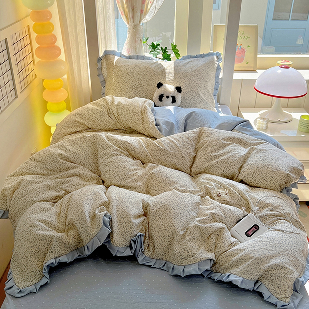 91家纺网 家纺一手货源 找家纺 春光里 2025新款高克重皱皱纱学生床三件套 碎蓝