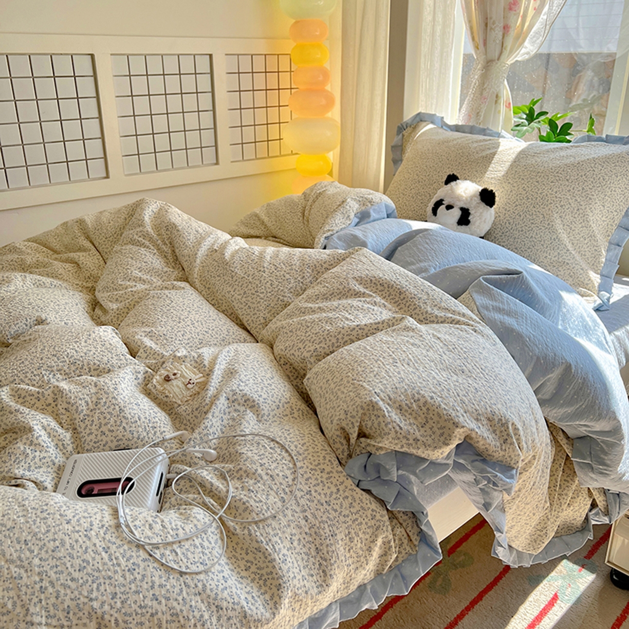 91家纺网 家纺一手货源 找家纺 春光里 2025新款高克重皱皱纱学生床三件套 碎蓝