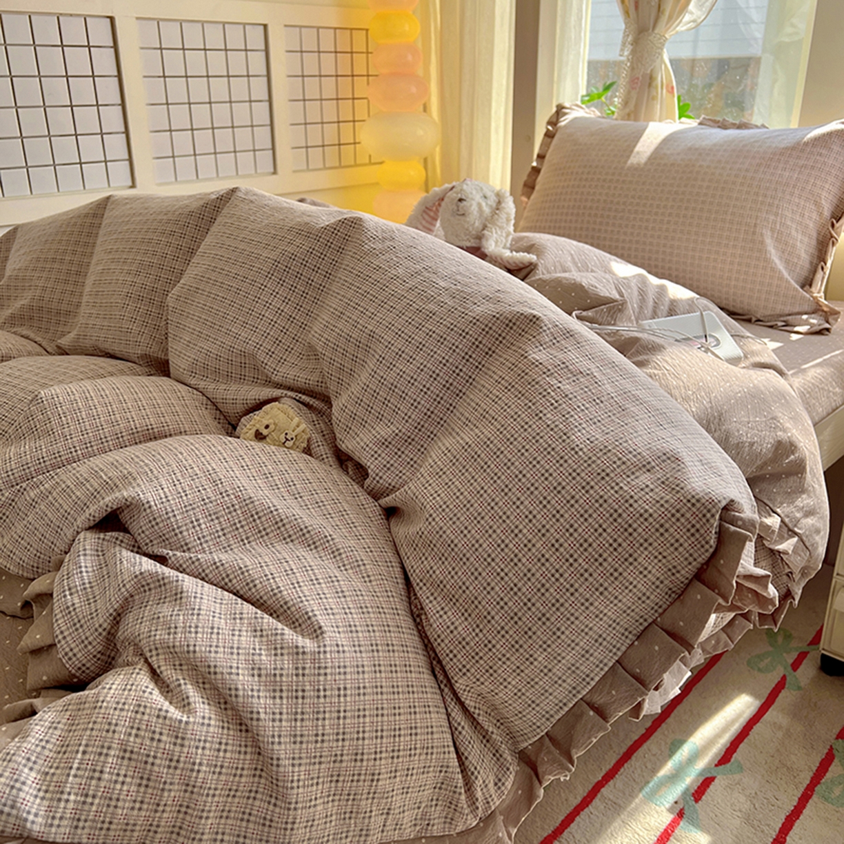 91家纺网 家纺一手货源 找家纺 春光里 2025新款高克重皱皱纱学生床三件套 英伦格