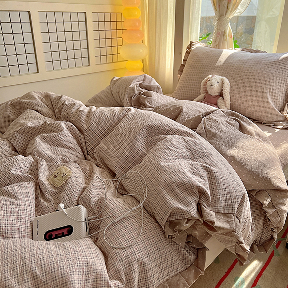 91家纺网 家纺一手货源 找家纺 春光里 2025新款高克重皱皱纱学生床三件套 英伦格