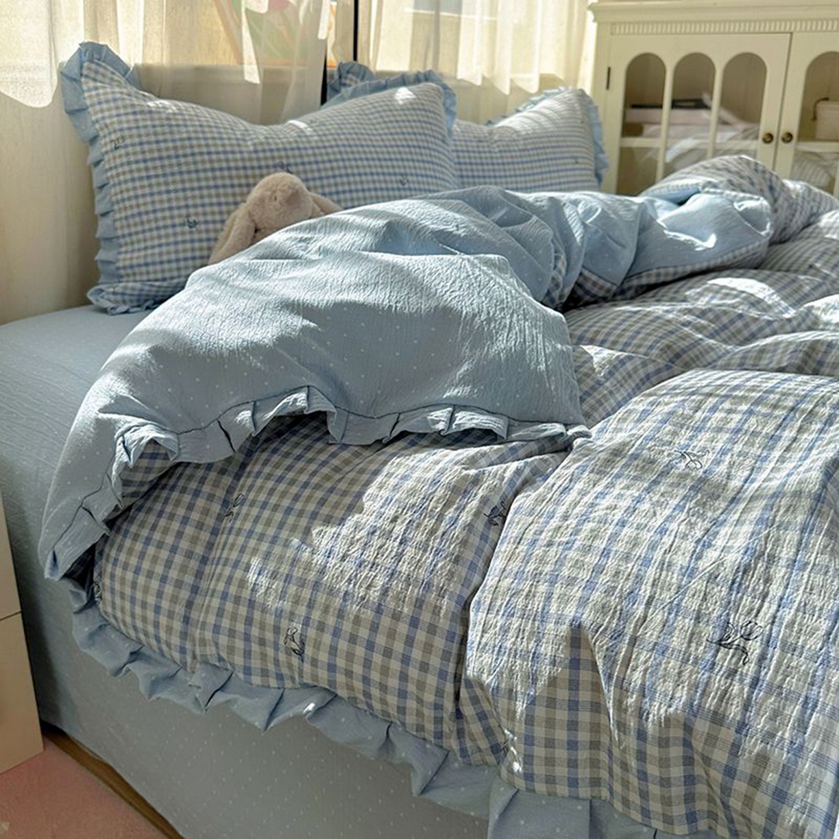 91家纺网 家纺一手货源 找家纺 春光里 2025新款高克重皱皱纱四件套 海盐格