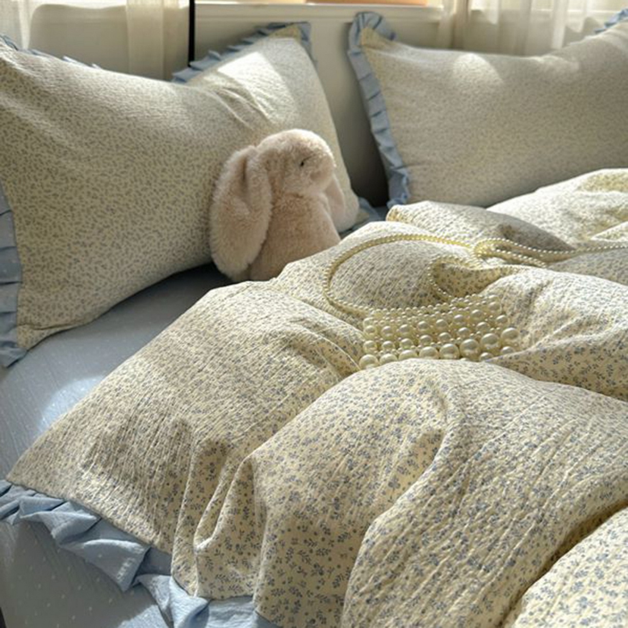 91家纺网 家纺一手货源 找家纺 春光里 2025新款高克重皱皱纱四件套 碎蓝