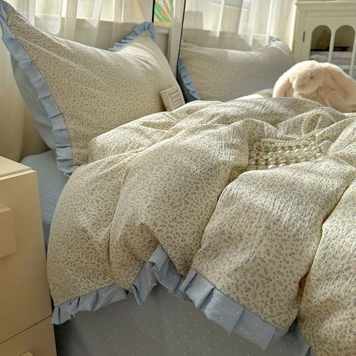 91家纺网 家纺一手货源 找家纺 春光里 2025新款高克重皱皱纱四件套 碎蓝