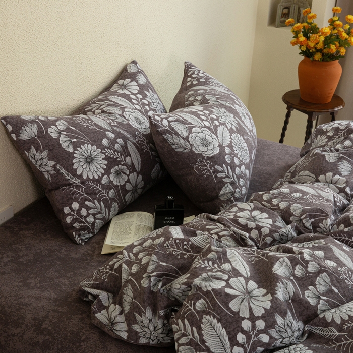 91家纺网 家纺一手货源 找家纺 大境 2025秋冬新款加厚复古风多层纱轻磨毛四件套 意境