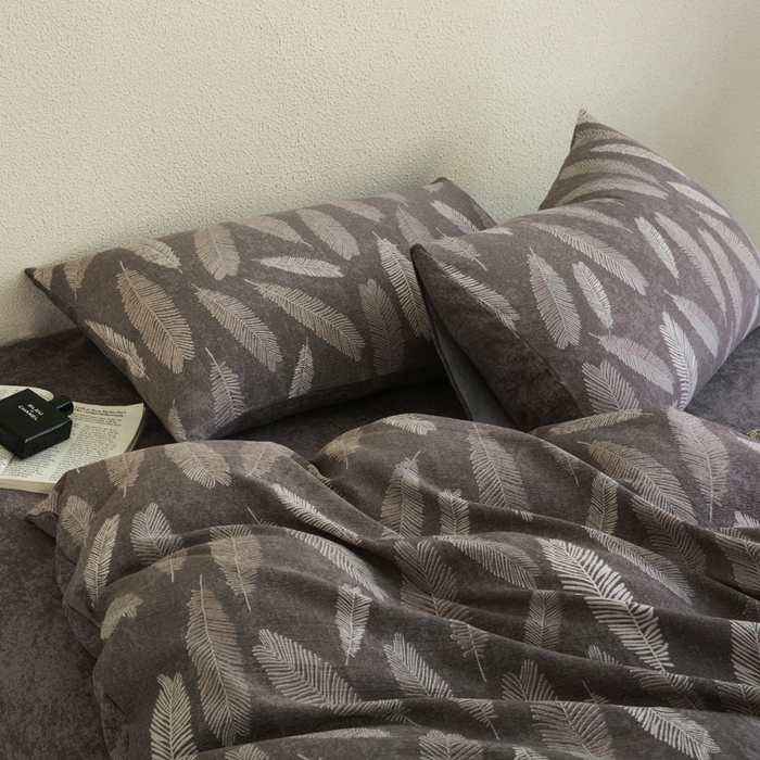 91家纺网 家纺一手货源 找家纺 大境 2025秋冬新款加厚复古风多层纱轻磨毛四件套 大羽