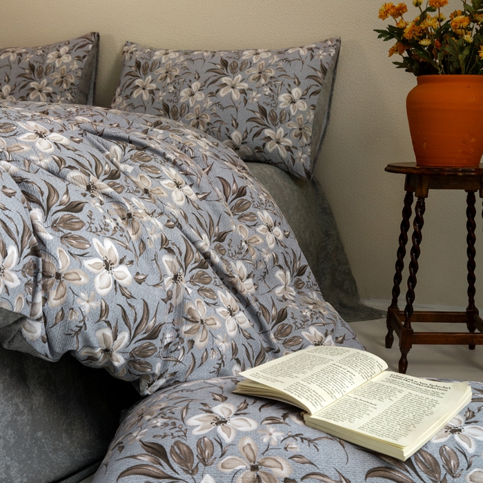 91家纺网 家纺一手货源 找家纺 大境 2025秋冬新款加厚复古风多层纱轻磨毛四件套 黛秋