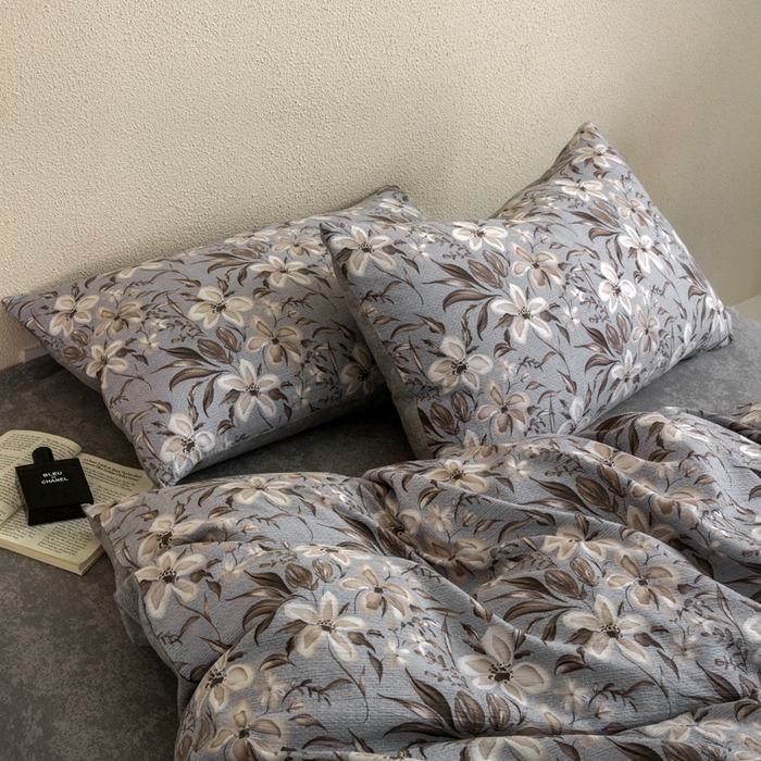 91家纺网 家纺一手货源 找家纺 大境 2025秋冬新款加厚复古风多层纱轻磨毛四件套 黛秋