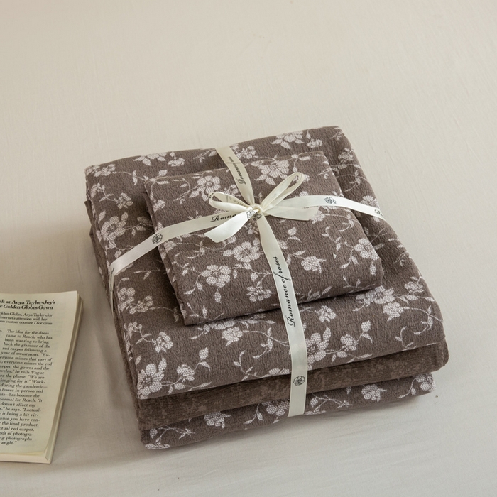 91家纺网 家纺一手货源 找家纺 大境 2025秋冬新款加厚复古风多层纱轻磨毛四件套 知否