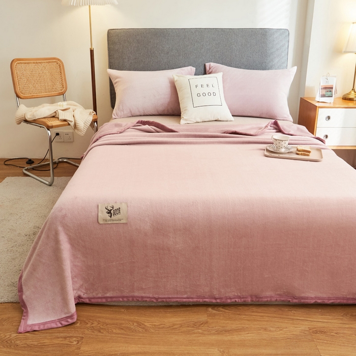 91家纺网 家纺一手货源 找家纺 宅部落 2025新款牛奶绒毛毯毯子300克云貂绒盖毯系列-纯色 浅粉