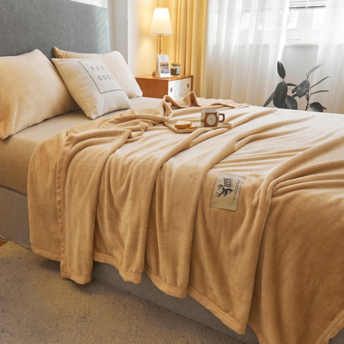 91家纺网 家纺一手货源 找家纺 宅部落 2025新款牛奶绒毛毯毯子300克云貂绒盖毯系列-纯色 驼色