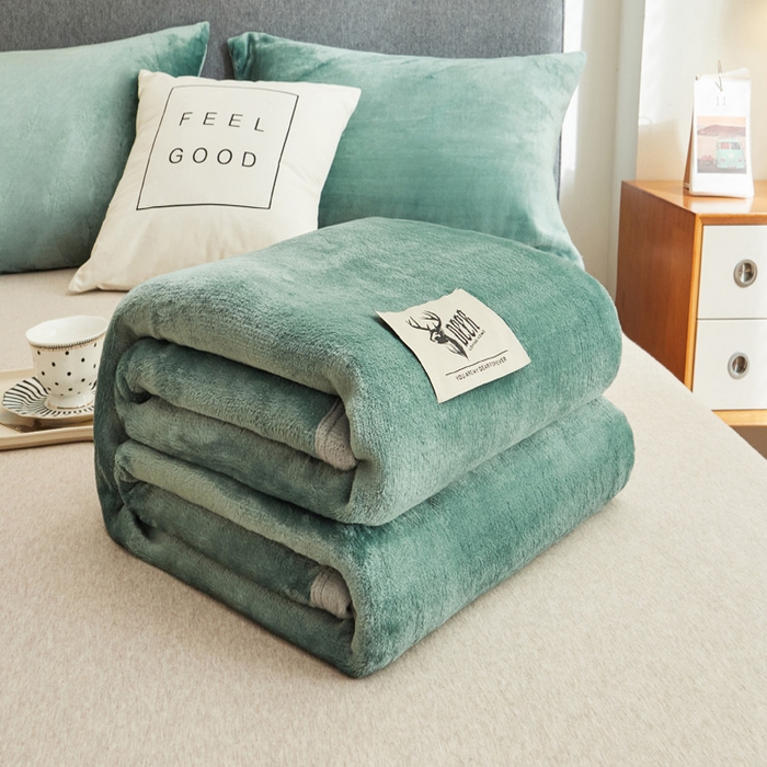 91家纺网 家纺一手货源 找家纺 宅部落 2025新款牛奶绒毛毯毯子300克云貂绒盖毯系列-纯色 墨绿