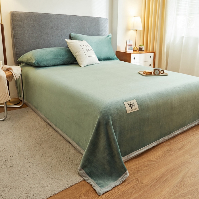 91家纺网 家纺一手货源 找家纺 宅部落 2025新款牛奶绒毛毯毯子300克云貂绒盖毯系列-纯色 墨绿
