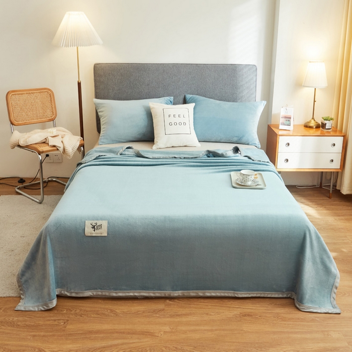 91家纺网 家纺一手货源 找家纺 宅部落 2025新款牛奶绒毛毯毯子300克云貂绒盖毯系列-纯色 深蓝