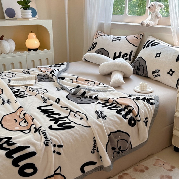 91家纺网 家纺一手货源 找家纺 宅部落 2025新款牛奶绒毛毯毯子300克云貂绒盖毯系列-印花 愤怒的小煤球