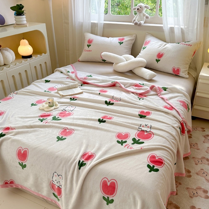 91家纺网 家纺一手货源 找家纺 宅部落 2025新款牛奶绒毛毯毯子300克云貂绒盖毯系列-印花 郁金香小免