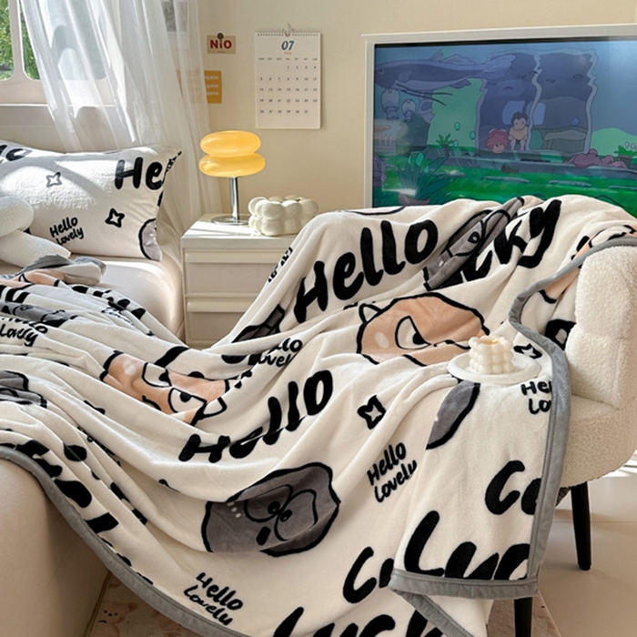 91家纺网 家纺一手货源 找家纺 宅部落 2025新款牛奶绒毛毯毯子300克云貂绒盖毯系列-印花 愤怒的小煤球