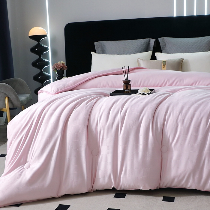 91家纺网 家纺一手货源 找家纺 锦绣家纺 2025新款蚕丝被 粉色