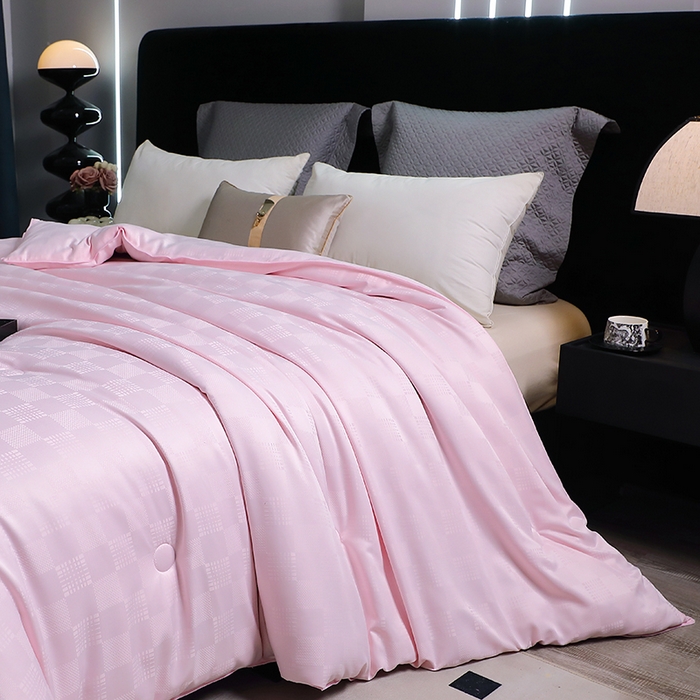 91家纺网 家纺一手货源 找家纺 锦绣家纺 2025新款蚕丝被 粉色