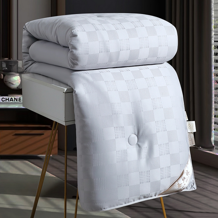 91家纺网 家纺一手货源 找家纺 锦绣家纺 2025新款蚕丝被 灰色