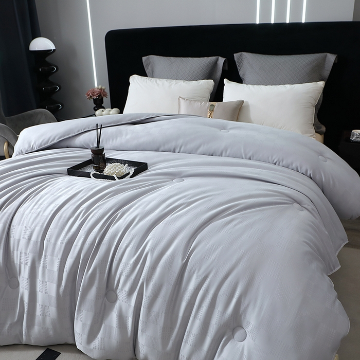 91家纺网 家纺一手货源 找家纺 锦绣家纺 2025新款蚕丝被 灰色