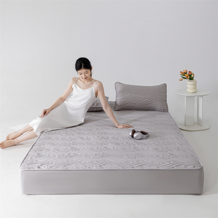 91家纺网 家纺一手货源 找家纺 北极情 2025新款A类原棉大豆夹棉床笠 浅灰