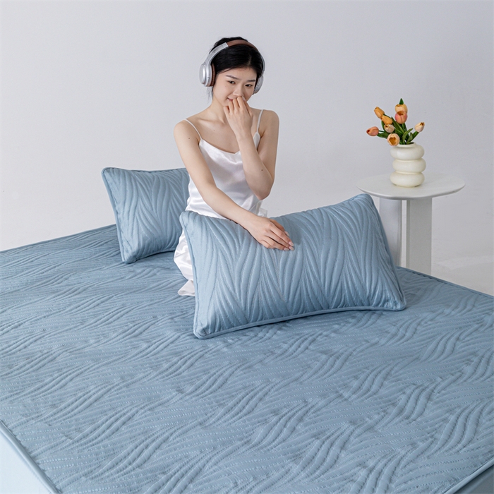 91家纺网 家纺一手货源 找家纺 北极情 2025新款A类原棉大豆夹棉床笠 宾利蓝