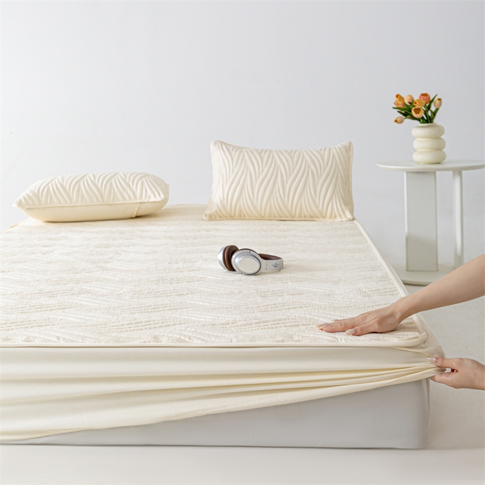 91家纺网 家纺一手货源 找家纺 北极情 2025新款A类原棉大豆夹棉床笠 奶白