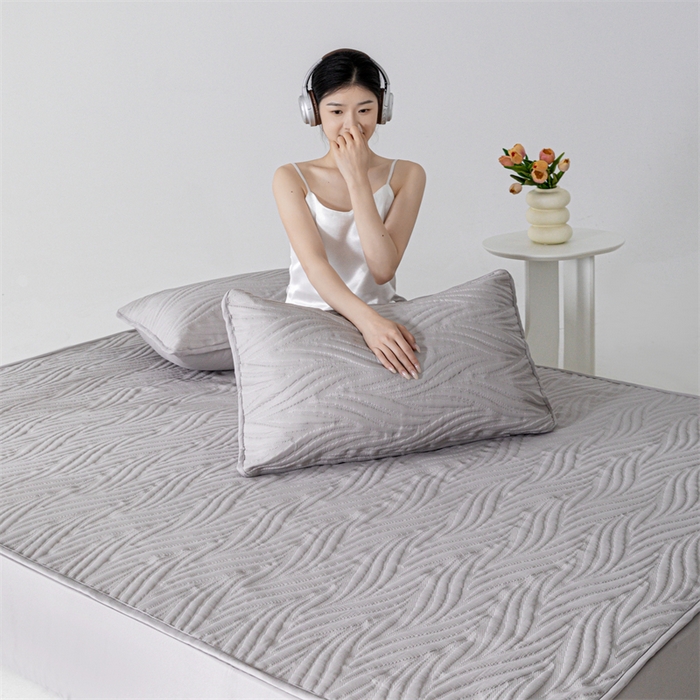 91家纺网 家纺一手货源 找家纺 北极情 2025新款A类原棉大豆夹棉床笠 浅灰