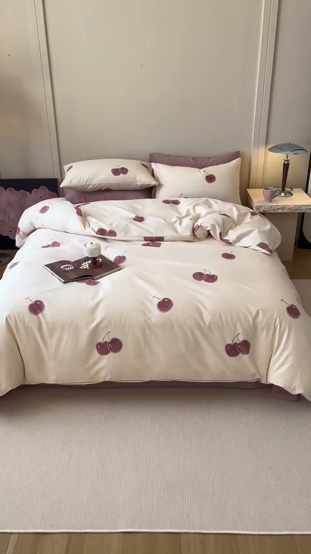 91家纺网 家纺一手货源 找家纺 爱思佳 2025新款加厚全棉磨毛单品套件系列-四件套 甜甜时光-粉