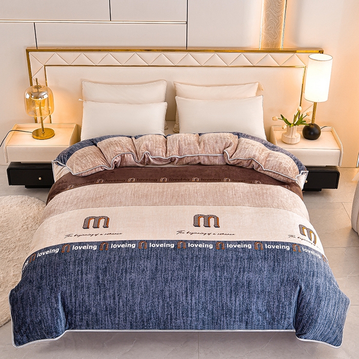 91家纺网 家纺一手货源 找家纺 硕喜 2025新款新8.5斤法莱绒四件套珊瑚牛奶金貂绒四件套床裙款 条纹密码