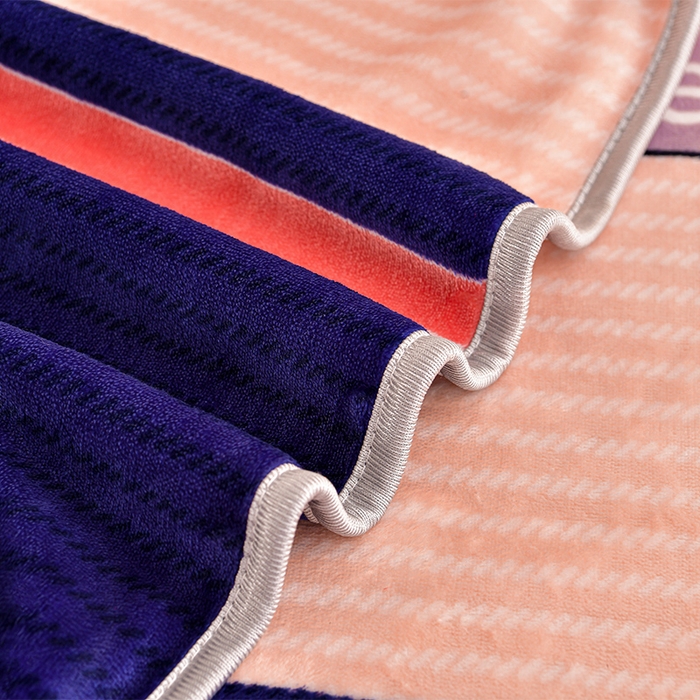 91家纺网 家纺一手货源 找家纺 硕喜 2025新款新8.5斤法莱绒四件套珊瑚牛奶金貂绒四件套床裙款 三生有杏