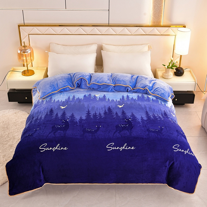 91家纺网 家纺一手货源 找家纺 硕喜 2025新款新8.5斤法莱绒四件套珊瑚牛奶金貂绒四件套床裙款 木林深处