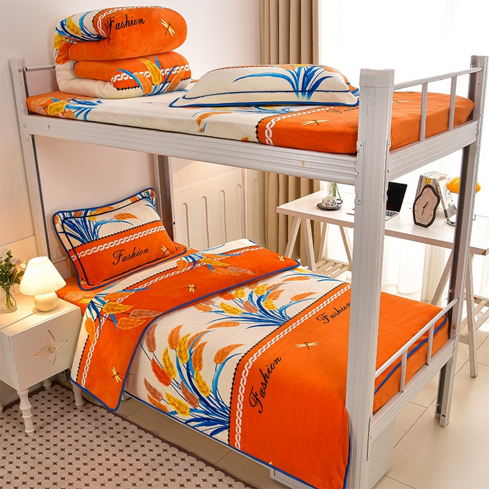 91家纺网 家纺一手货源 找家纺 硕喜 2025新款学生宿舍床系列牛奶绒学生三件套 穗穗平安