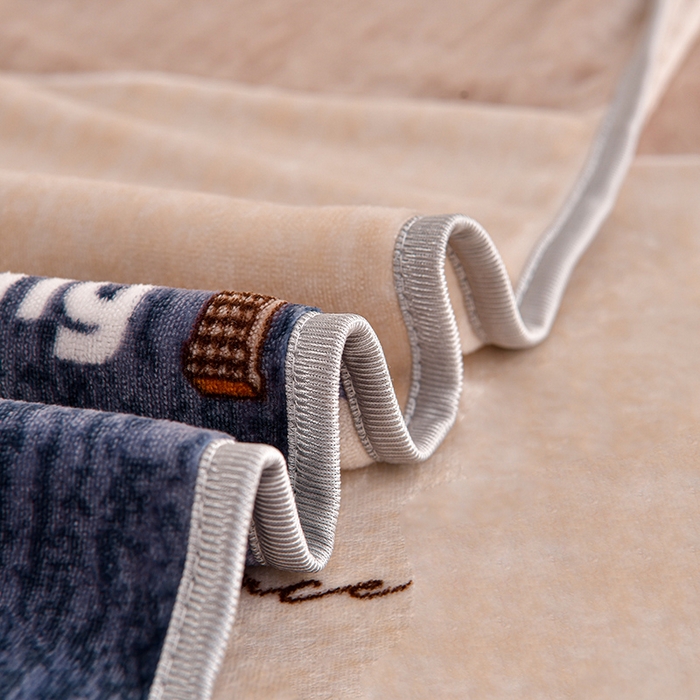 91家纺网 家纺一手货源 找家纺 硕喜 2025新款新8.5斤法莱绒四件套珊瑚牛奶金貂绒四件套床裙款 条纹密码