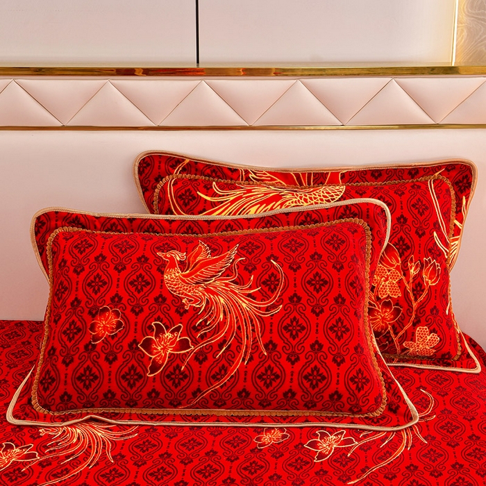 91家纺网 家纺一手货源 找家纺 硕喜 2025新款新8.5斤法莱绒四件套珊瑚牛奶金貂绒四件套床裙款 鸾凤和鸣