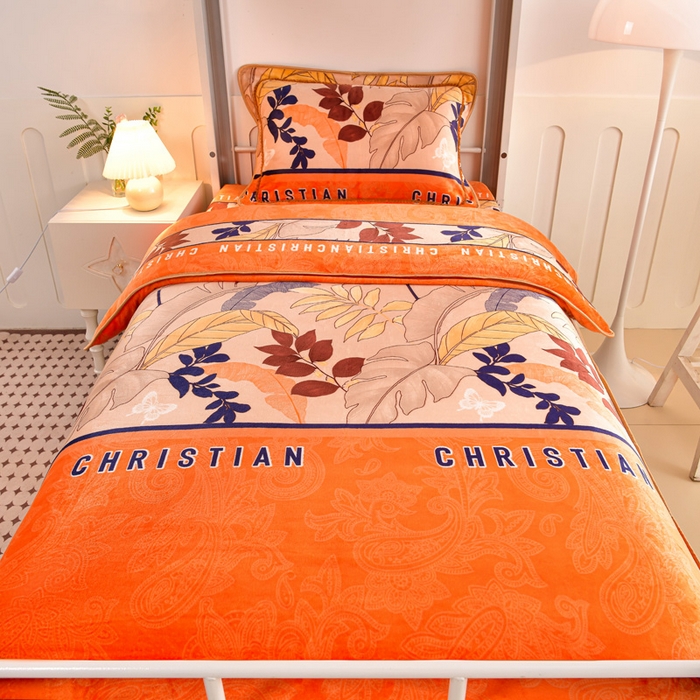 91家纺网 家纺一手货源 找家纺 硕喜 2025新款学生宿舍床系列牛奶绒学生三件套 金枝玉叶