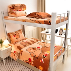 91家纺网 家纺一手货源 找家纺 （总）硕喜 2025新款学生宿舍床系列牛奶绒学生三件套,蝶恋花,多彩人生,格调枫桦,格调生活,黄萌兔,花开富贵,金枝玉叶,锦绣河山,卡皮巴拉,鸾凤和鸣,青春岁月,树下小鹿,穗穗平安,条纹密码,相思叶语,心心相印,星心相随,雪花飞舞,紫罗兰,绅士格,奶牛,蓝大格