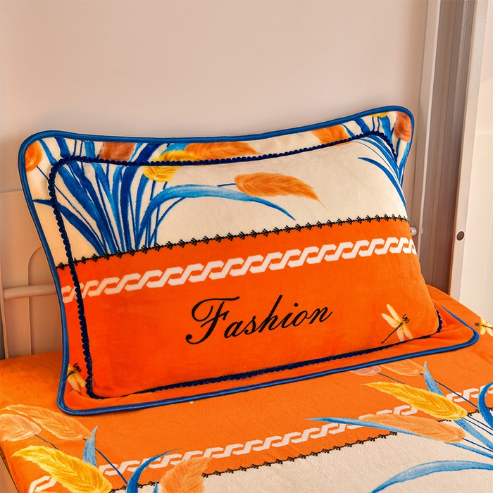 91家纺网 家纺一手货源 找家纺 硕喜 2025新款学生宿舍床系列牛奶绒学生三件套 穗穗平安