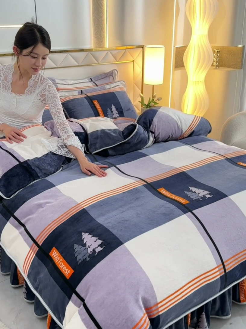 91家纺网 家纺一手货源 找家纺 硕喜 2025新款新8.5斤法莱绒四件套珊瑚牛奶金貂绒四件套床裙款 格调生活