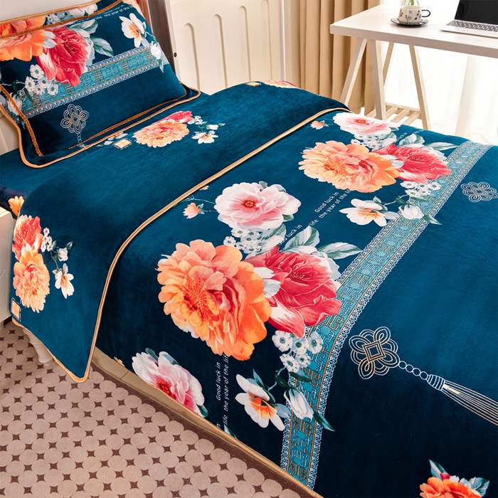 91家纺网 家纺一手货源 找家纺 硕喜 2025新款学生宿舍床系列牛奶绒学生三件套 花开富贵